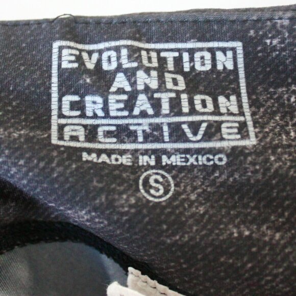 Evolution and Creation Active Distressed Grey Skull Athleisure Leggings Small - Picture 5 of 5